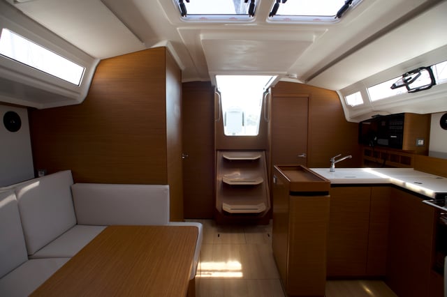 Eugenia - Yelkenli içinde Skiathos