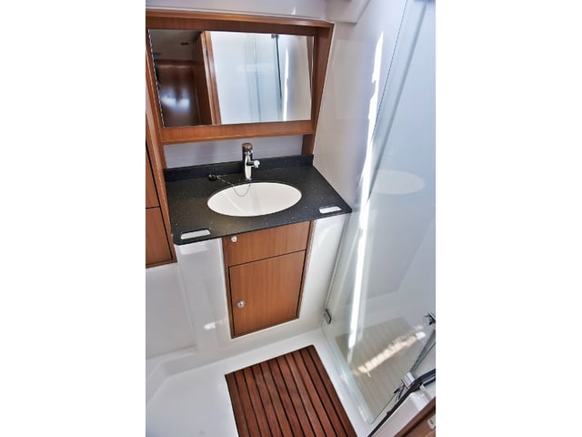 SIRENA - Yelkenli içinde Bibinje