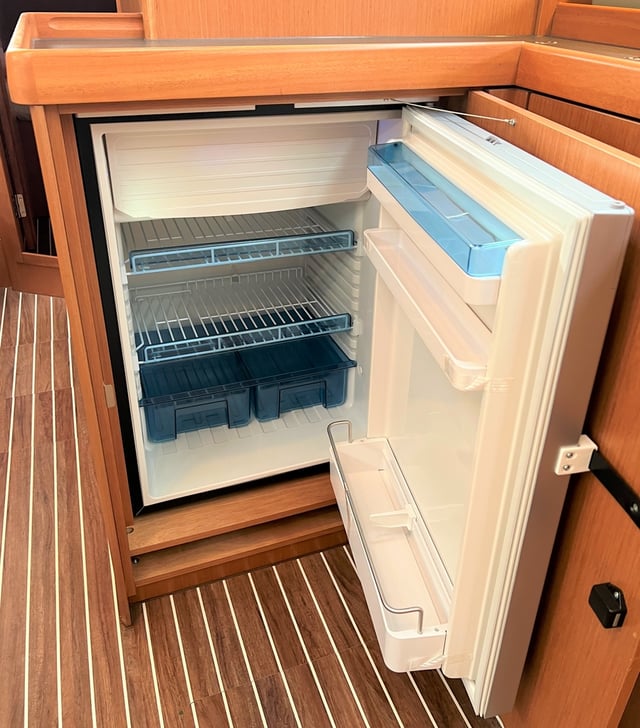 Sunset Breeze - Sailboat in Split