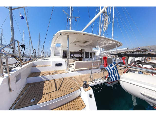 AEROPI  |⛵ VIP, Skippered Only, Watermaker, Generator, AC, BBQ - Catamaran in Nikiana