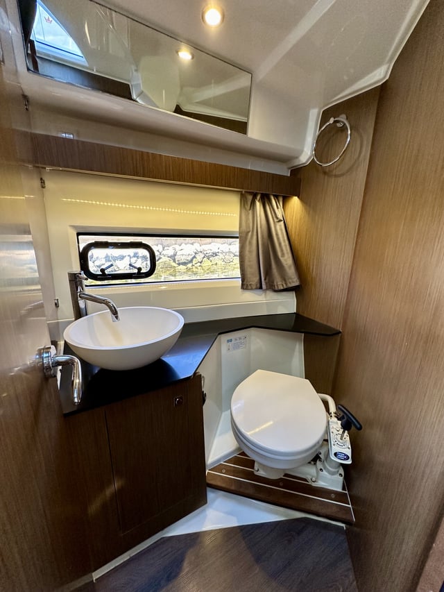 Mala Sirena - Motor Yat içinde Drage