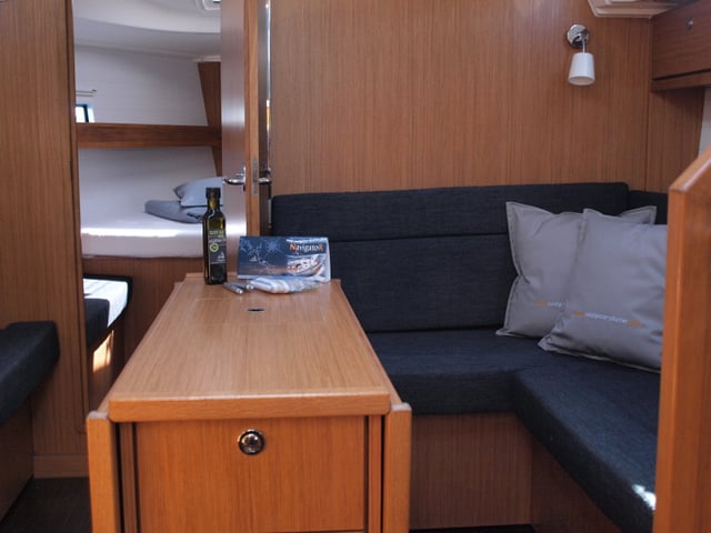 Sea Wolf - Yelkenli içinde Primošten