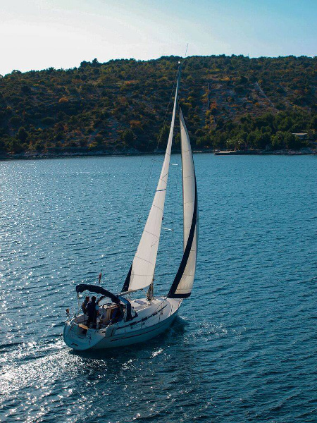 Sea Star - Yelkenli içinde Primošten