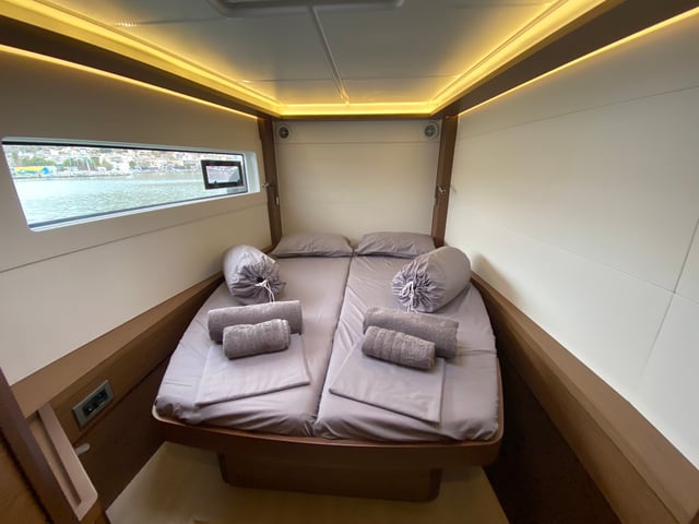 Zen - Green Wave - Katamaran içinde Alimos