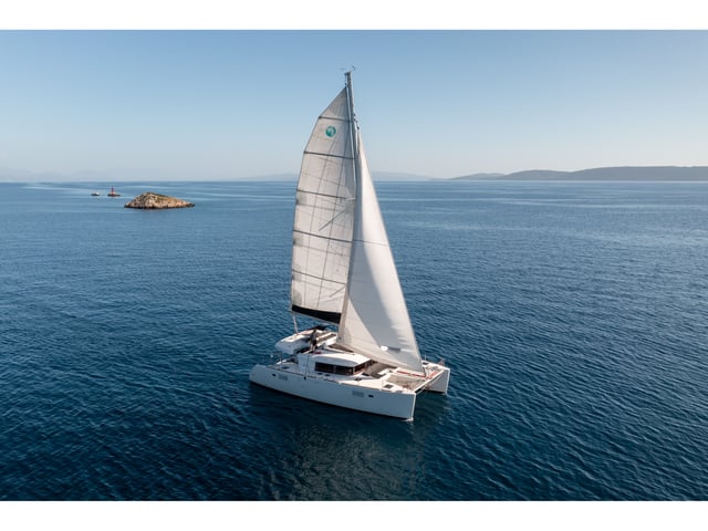 Falco - Katamaran içinde Jesenice