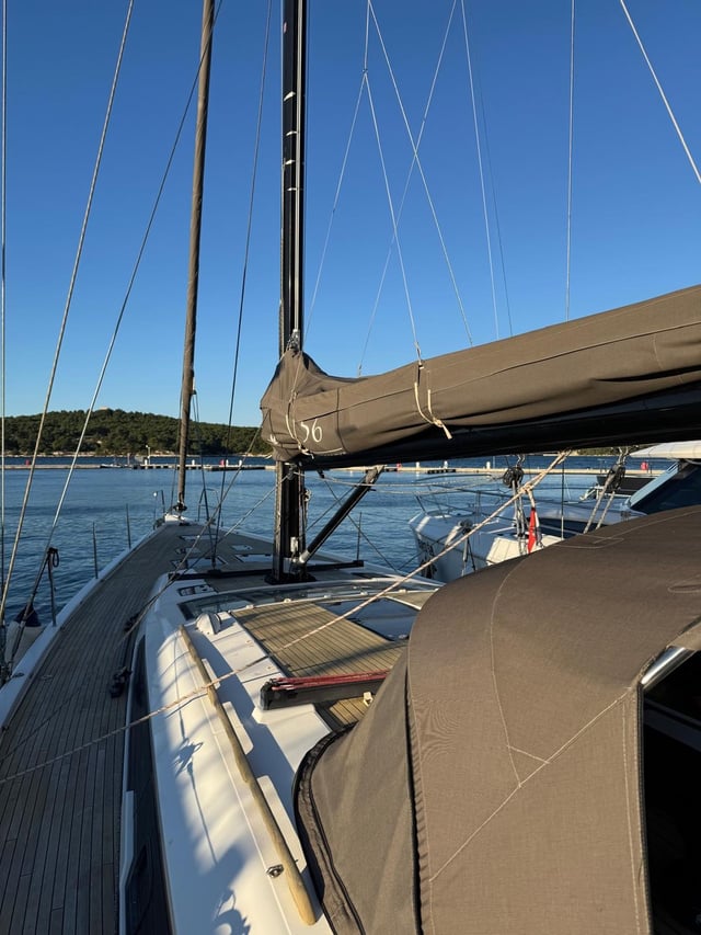 EPSILON - Yelkenli içinde Šibenik