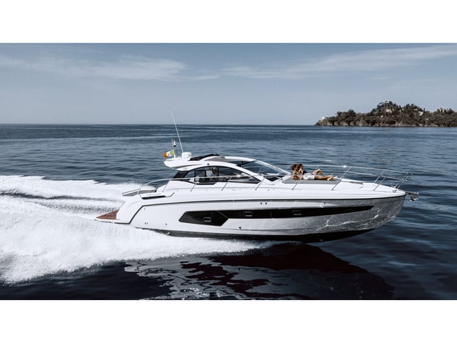 Don't tell mama - Motor Yat içinde Castellammare di Stabia