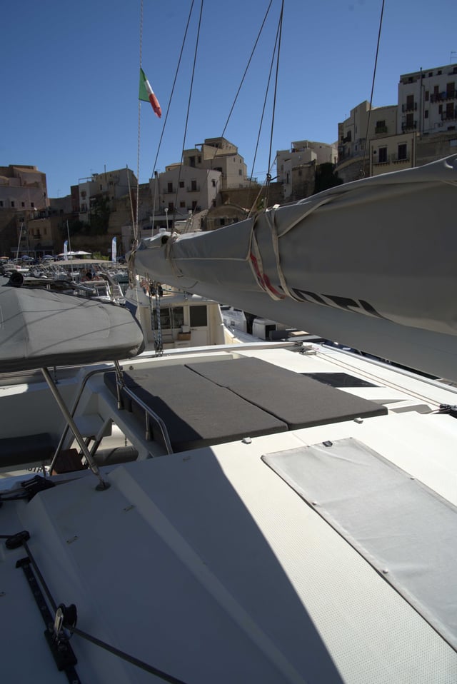 Astrea - Catamaran in Castellammare del Golfo