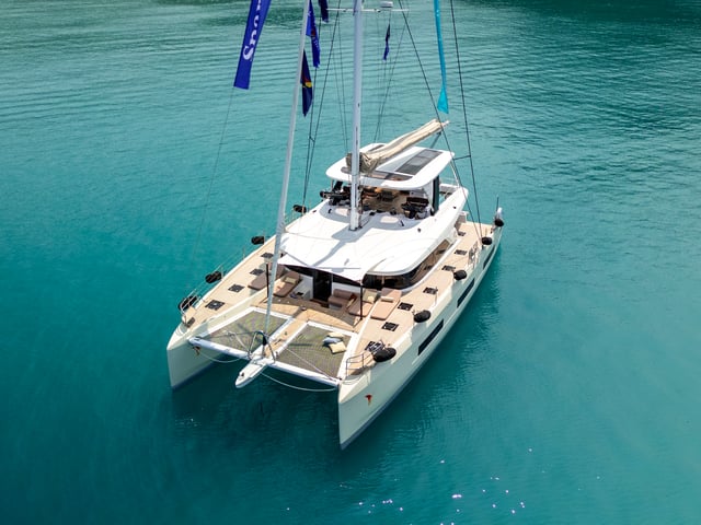 SAILUXE - Gloria - Katamaran içinde Città metropolitana di Messina