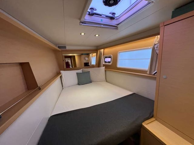 Branchia - Catamaran in Naples