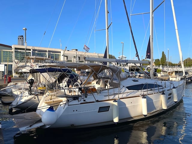 Elysium - Sailboat in Zadar