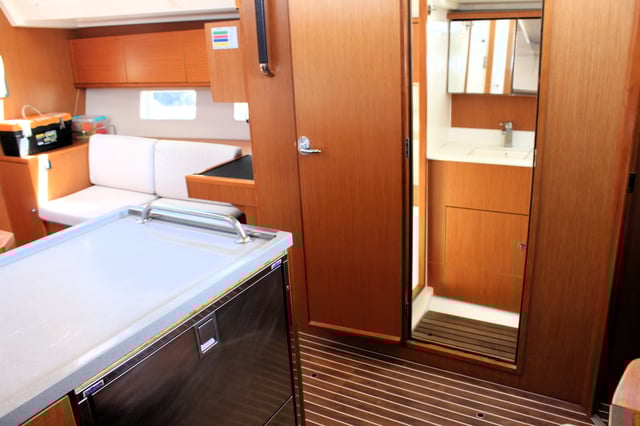 Amaryllis - Yelkenli içinde Anatoliki Attiki