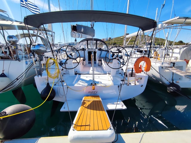 Fizzy - Yelkenli içinde Anatoliki Attiki