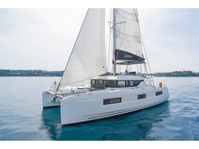 If - Catamaran in Kontokali