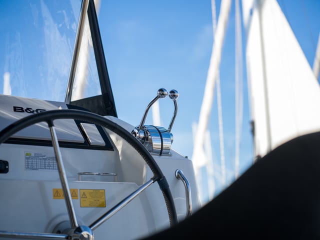 L'Avventura - Catamaran in Alimos