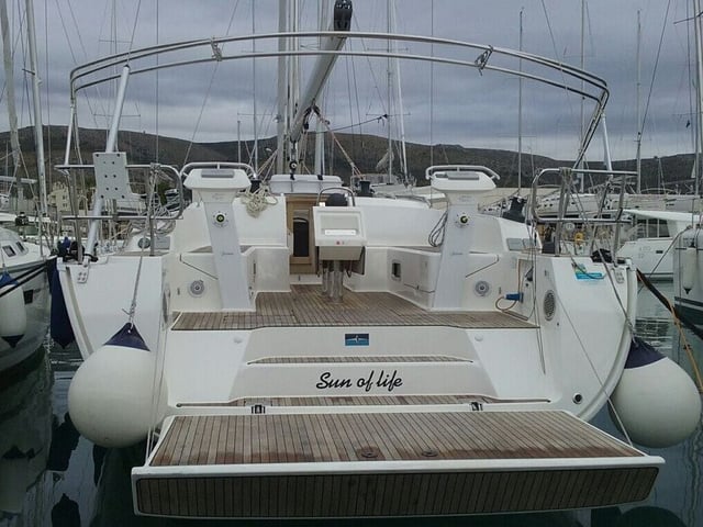 SUN OF LIFE - Sailboat in Primošten