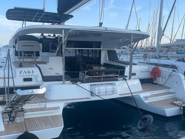 ZAKI - Katamaran içinde Skiathos