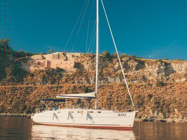 Via col Vento - Sailboat in Milazzo