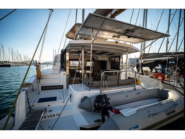 AF-B4.2 - Catamaran in Volos