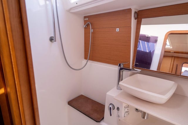 Brahms - Yelkenli içinde Fethiye