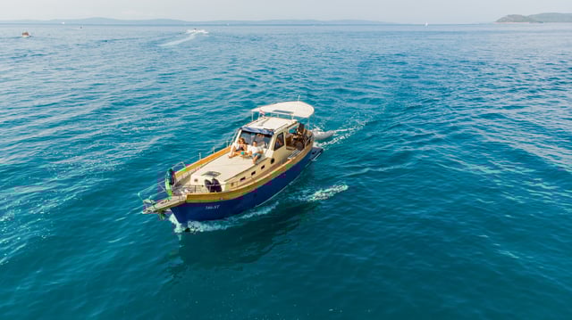 Vagabundo - Motor Yat içinde Split