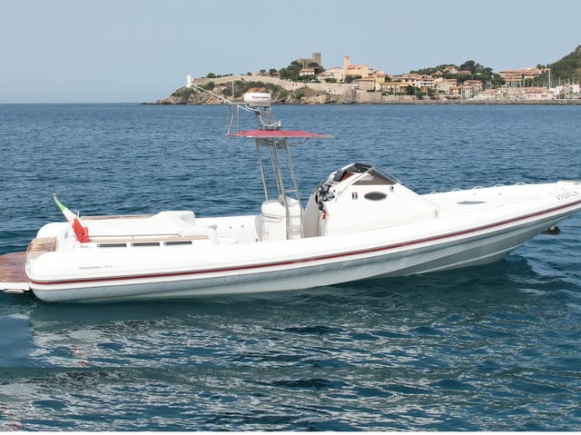 VTC07 - Motor Yacht in Talamone