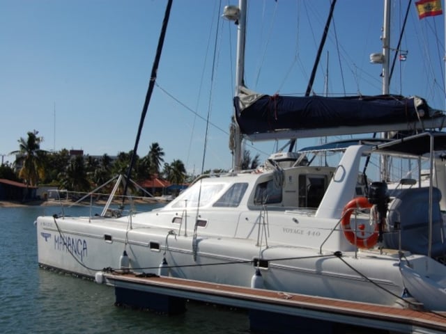 Alboran Mahanga (Radazul) - Catamaran in Radazul