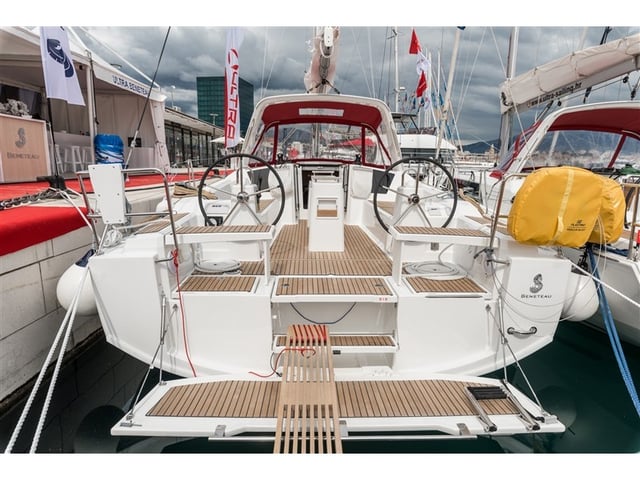 MAJANO - Sailboat in Split