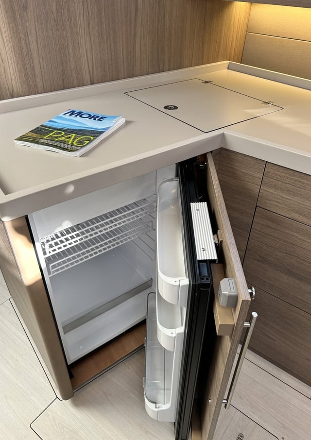 TIDE OF YOUR LIFE - Yelkenli içinde Split