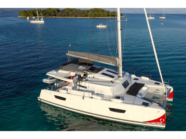 ADRIA BLUE - Catamaran in Seget Donji