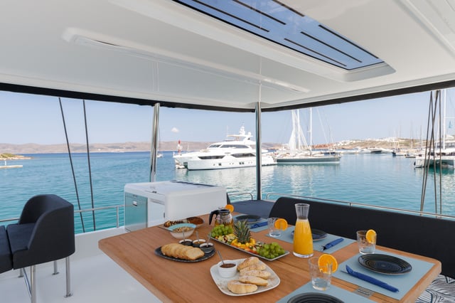 Adel - Catamaran in Anatoliki Attiki