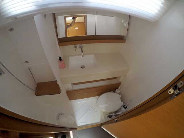 Ljubov - Yelkenli içinde Šibenik