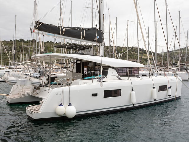 POSEIDON 2021 (air condition, generator) - Catamaran in Primošten