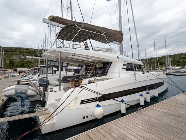 KAJSA KAVAT new 2024 (air condition, generator, water maker, flybridge) - Catamaran in Primošten