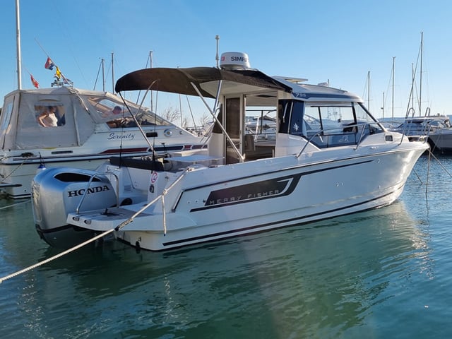 Nixi - Motor Yacht in Zadar