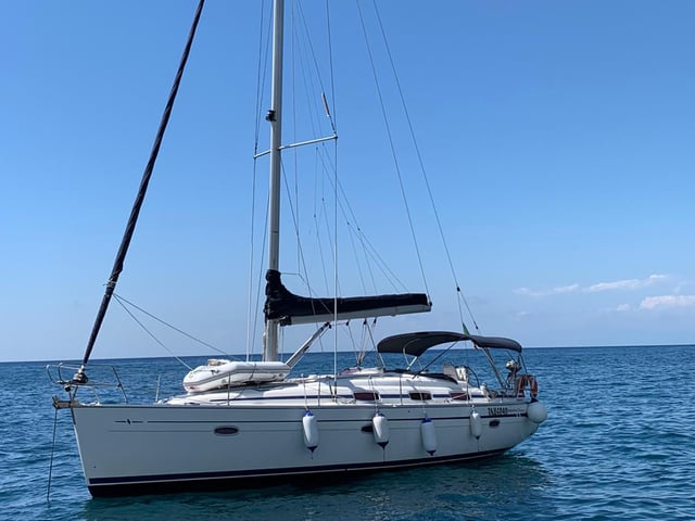 Torno Sabato - Sailboat in Procida