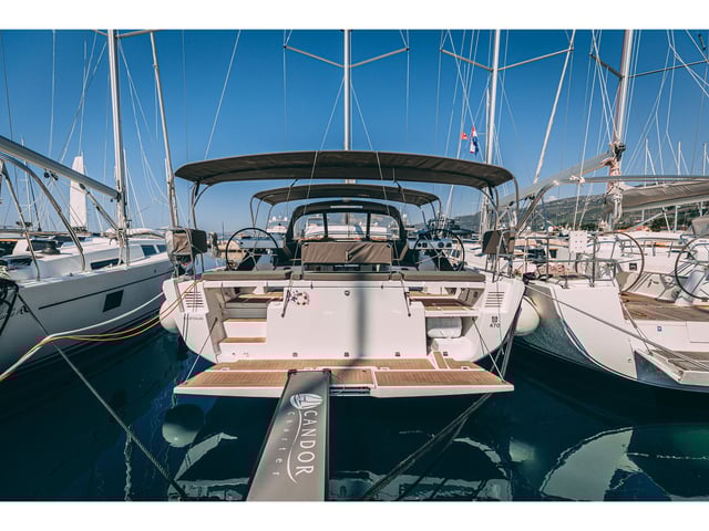 Angelique (WED-WED) - Yelkenli içinde Kaštel Gomilica