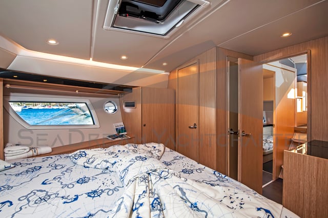 SUNSHINE - Motor Yacht in Bibinje