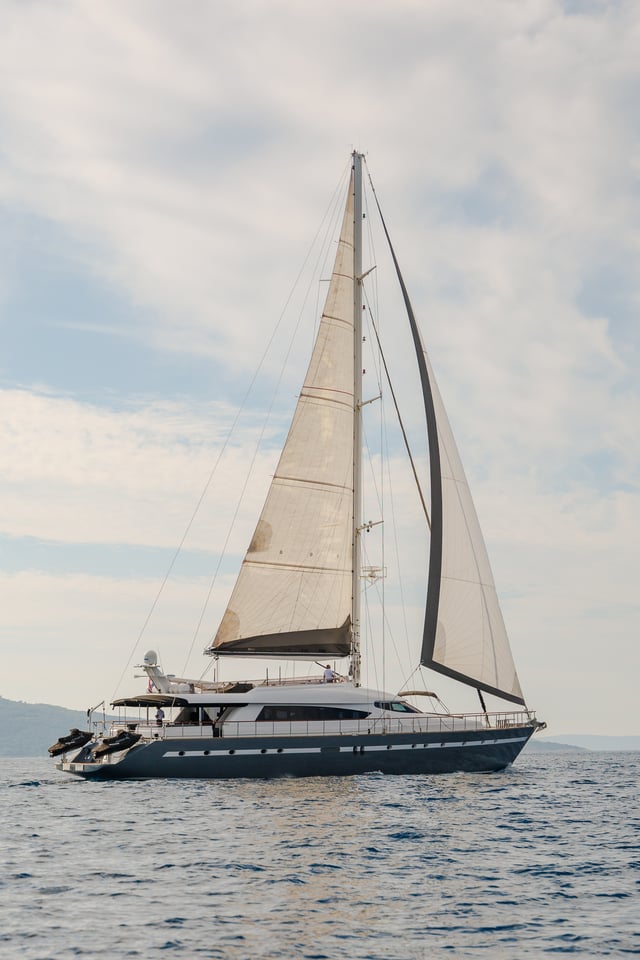 San Limi - Motor Yacht in Split