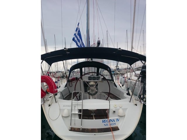 REGINA IV - Sailboat in Lavrio
