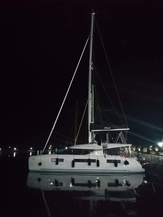 MINOS - Catamaran in Alimos