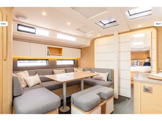 Sirena - Yelkenli içinde Palairos