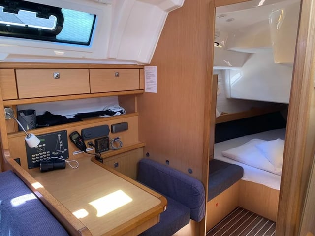 WHATEVER - Yelkenli içinde Bibinje