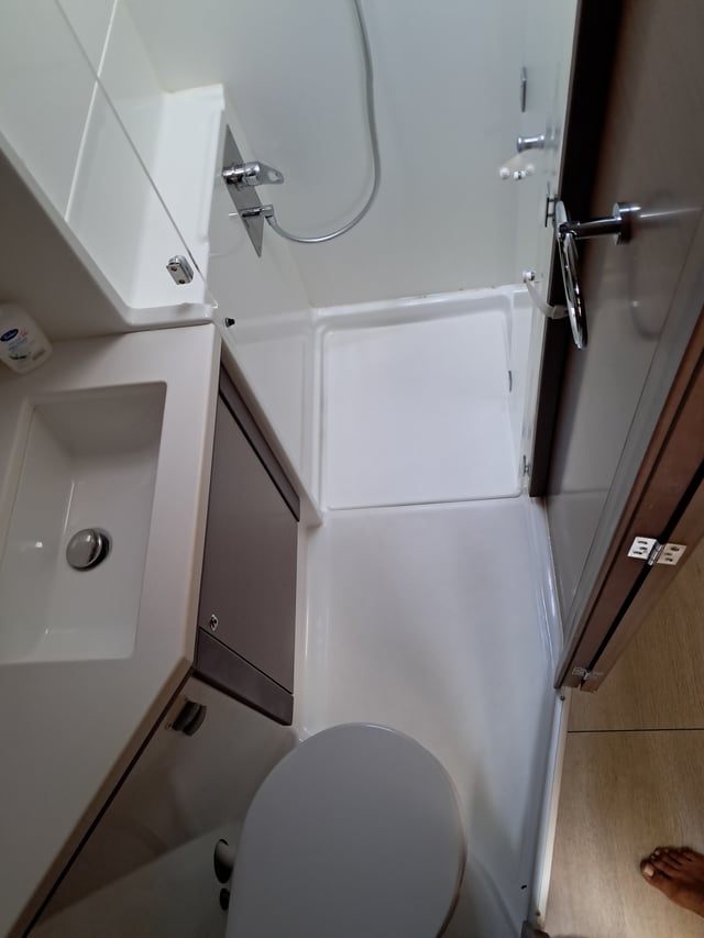 Harael - Katamaran içinde Golfo Aranci