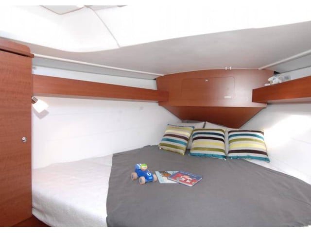 NOUGATESS - Sailboat in Propriano