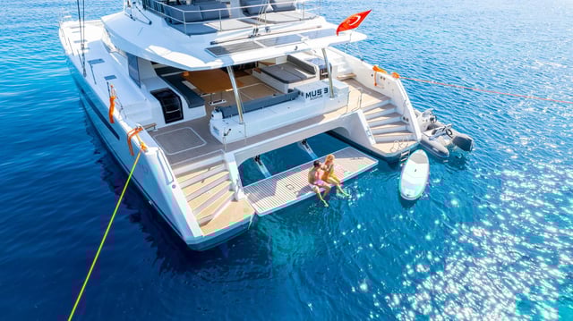 Mus 3 - Catamaran in Eskiçeşme