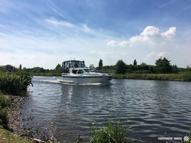Callisto - Motor Yacht in Heukelum
