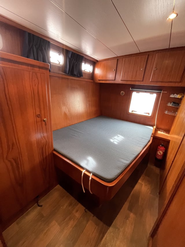 Jupiter - Motor Yat içinde Heukelum