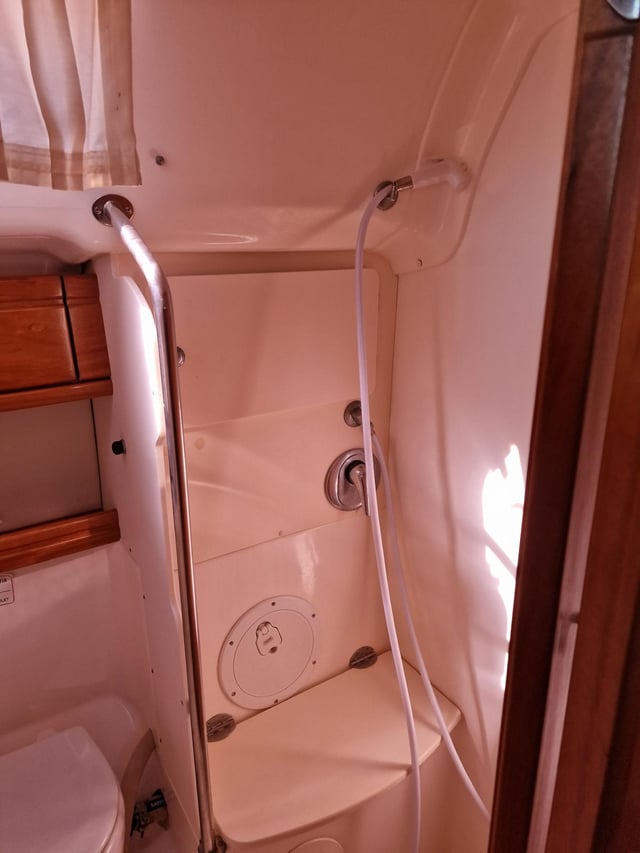 Eleni - Yelkenli içinde Volos