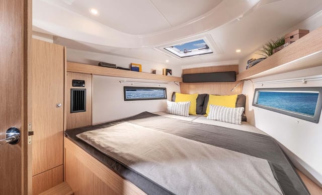 Ithakiss - Yelkenli içinde Kiato